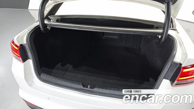 Kia K5 2016 — photo 31