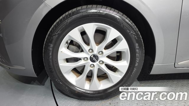 Kia K8 2022 — photo 5