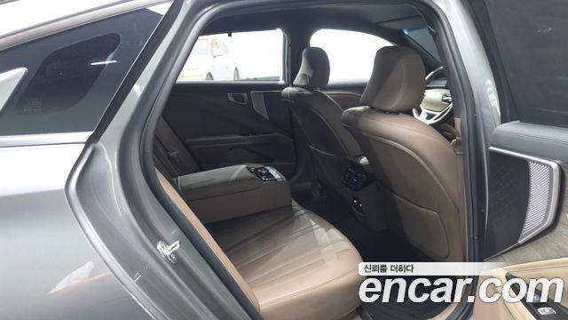 Kia K8 2022 — photo 12