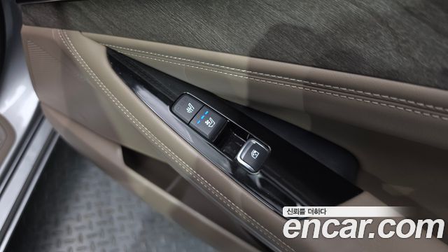 Kia K8 2022 — photo 19