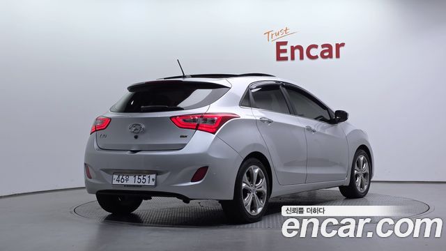 Hyundai i30 2012 — photo 2