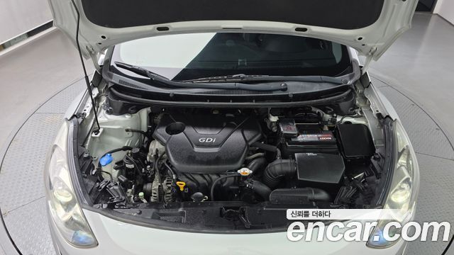 Hyundai i30 2012 — photo 6