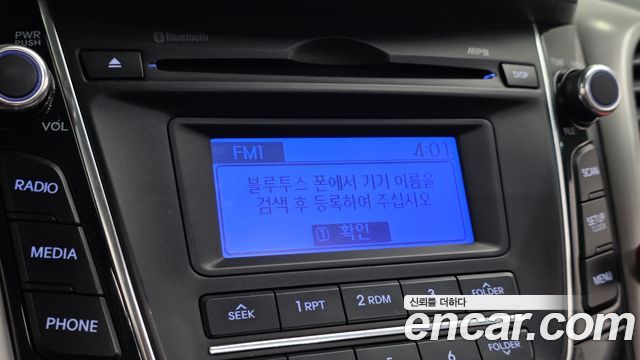 Hyundai i30 2012 — photo 16