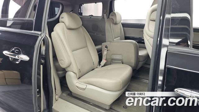 Kia Canival 2019 — photo 12