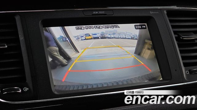 Kia Canival 2019 — photo 16