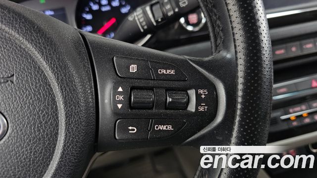Kia Canival 2019 — photo 18