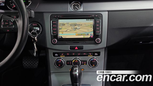 Volkswagen CC 2013 — photo 14