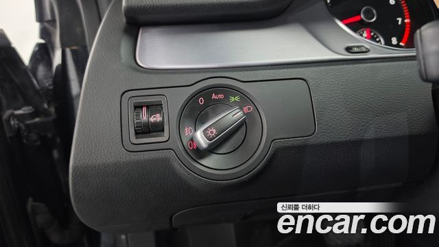 Volkswagen CC 2013 — photo 18