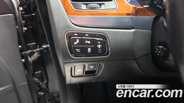 Hyundai Equus 2013 — photo 23