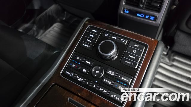 Hyundai Equus 2013 — photo 25