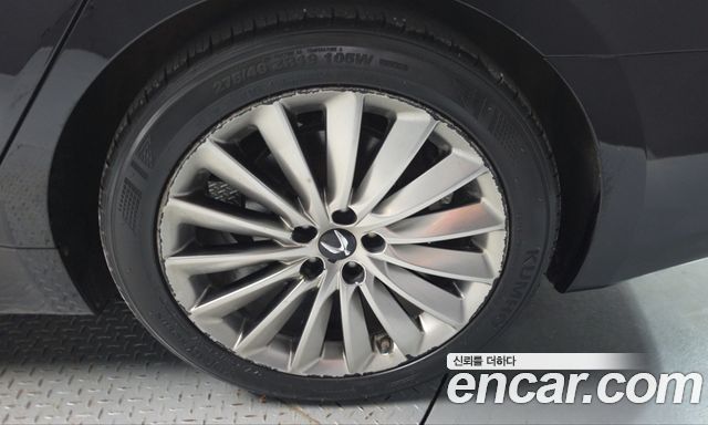 Hyundai Equus 2013 — photo 7