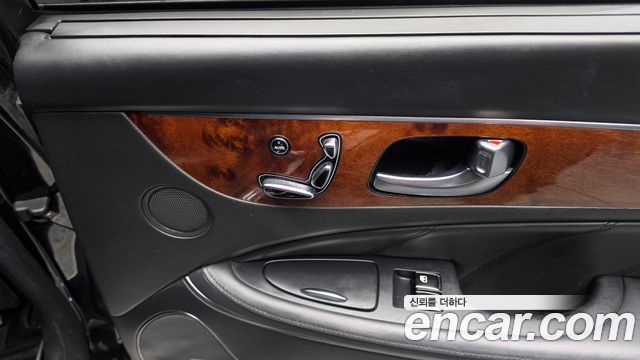 Hyundai Equus 2013 — photo 29