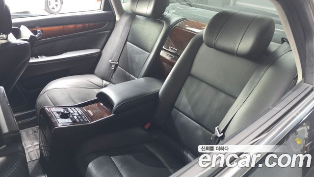 Hyundai Equus 2013 — photo 31