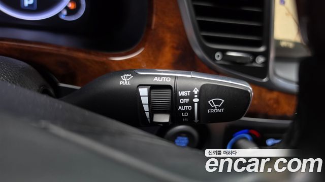 Hyundai Equus 2013 — photo 36