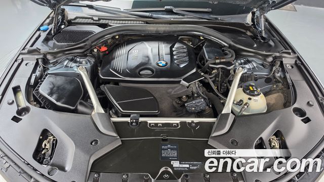 BMW 5-Series 2018 — photo 6
