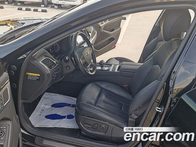 Genesis G80 2017 — photo 15