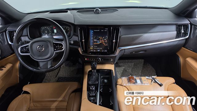 Volvo V90 2019 — photo 10