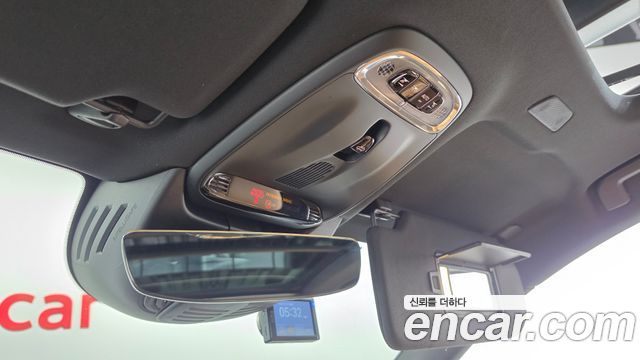 Volvo V90 2019 — photo 28