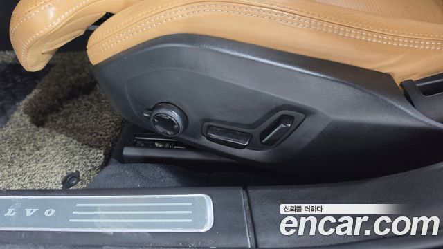Volvo V90 2019 — photo 32
