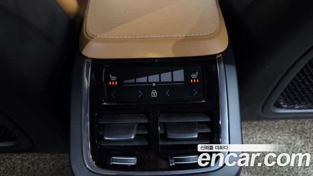 Volvo V90 2019 — photo 38