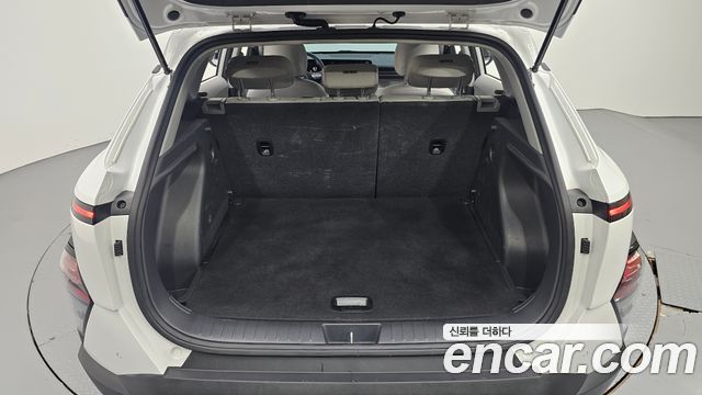 Hyundai Kona 2023 — photo 17