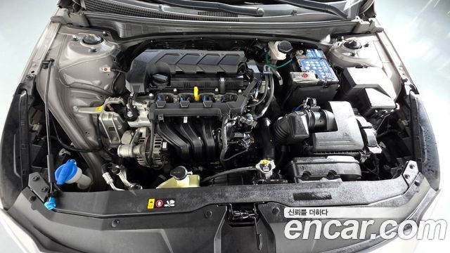 Hyundai AVANTE 2021 — photo 6