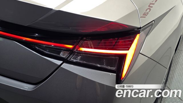 Hyundai AVANTE 2021 — photo 9