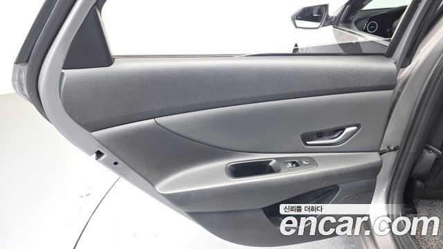 Hyundai AVANTE 2021 — photo 15