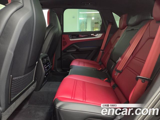 Porsche Cayenne 2026 — photo 11