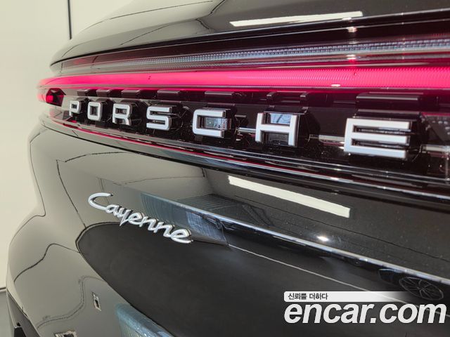 Porsche Cayenne 2026 — photo 18