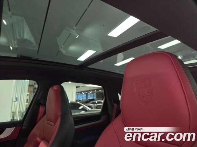 Porsche Cayenne 2026 — photo 19