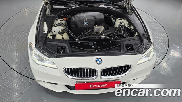 BMW 5-Series 2016 — photo 6