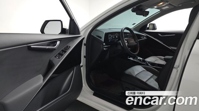 Kia Niro 2024 — photo 13