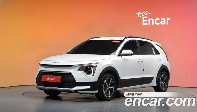 Kia Niro 2024 — photo 1