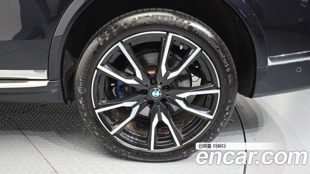 BMW X7 2021 — photo 5