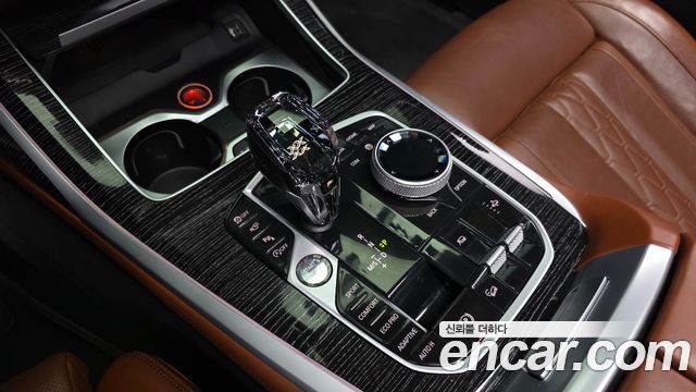 BMW X7 2021 — photo 12