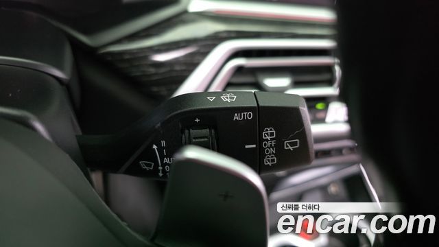 BMW X7 2021 — photo 30