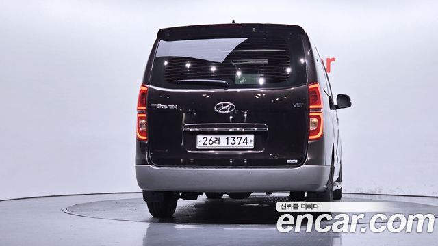 Hyundai Starex 2019 — photo 4