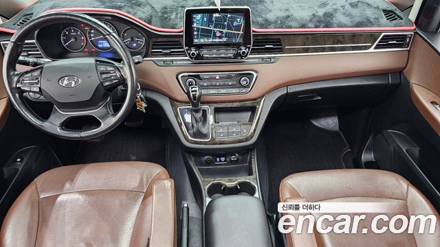 Hyundai Starex 2019 — photo 10