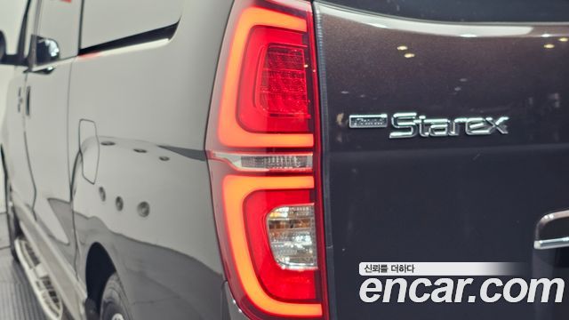 Hyundai Starex 2019 — photo 9