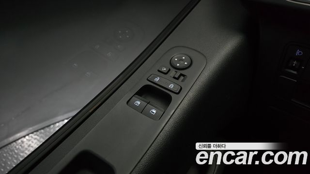 Hyundai Staria 2022 — photo 23