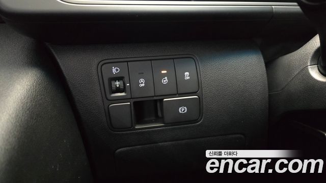 Hyundai Staria 2022 — photo 24