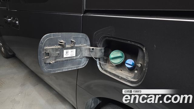 Hyundai Staria 2022 — photo 30
