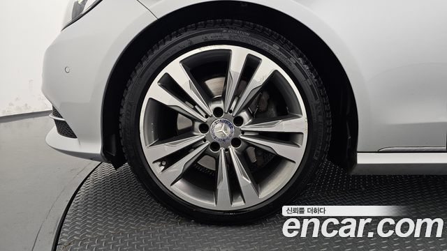 Mercedes-Benz E-Class 2014 — photo 5