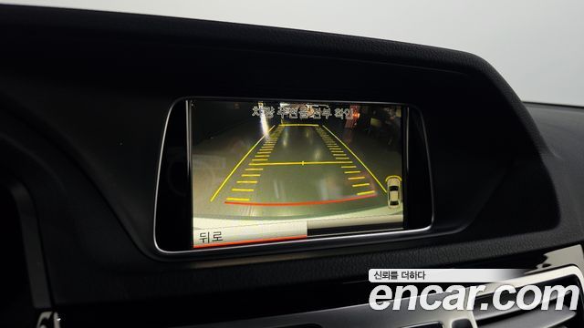 Mercedes-Benz E-Class 2014 — photo 15