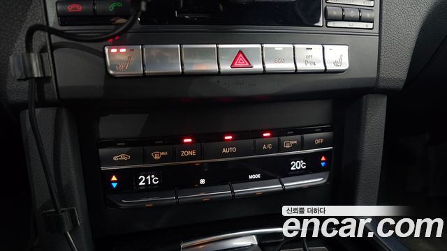 Mercedes-Benz E-Class 2014 — photo 17