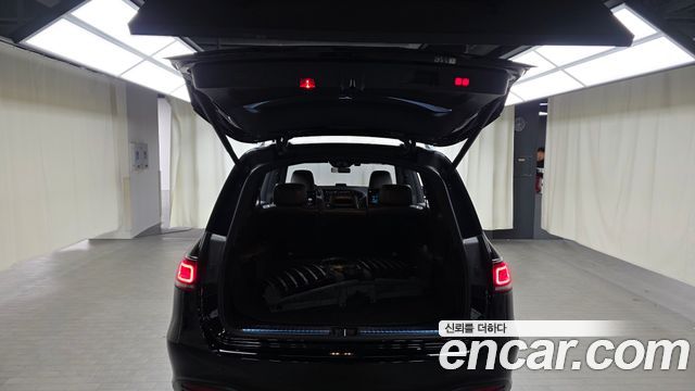 Mercedes-Benz GLS-Class 2022 — photo 24