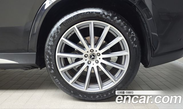 Mercedes-Benz GLS-Class 2022 — photo 7