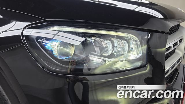 Mercedes-Benz GLS-Class 2022 — photo 8