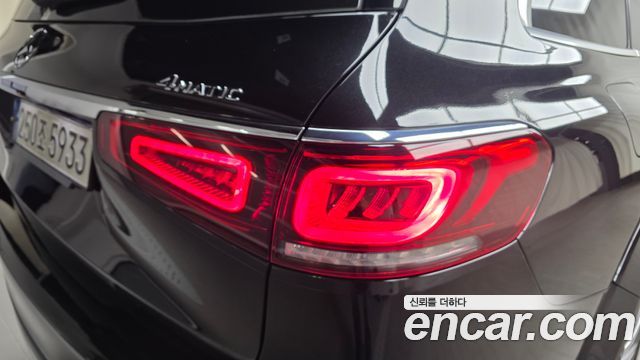 Mercedes-Benz GLS-Class 2022 — photo 9